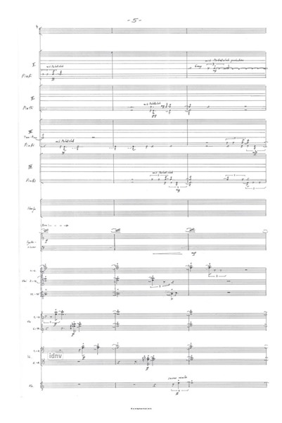 Aperio für Posaune solo, 4 Schlagzeuger, Harfe, Klavier, Synthesizer, Streichorchester und Zuspiel (1998/99) Aperio für Posaune solo, 4 Schlagzeuger, Harfe, Klavier, Synthesizer, Streichorchester und Zuspiel (1998/99)